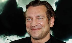 A dare l'allarme un amico. Morto Dimitri Diatchenko L Attore Di Indiana Jones E Csi Miami Radio 105