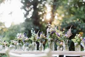 Sommerliche Hochzeit Auf Dem Land Hochzeitstisch Boho Hochzeit Und Hochzeit Deko