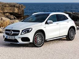 Photoscar Fonds D Ecran Photos Et Wallpapers Voitures Hd Mercedes Gla Mercedes Mercedes Amg