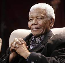 He was appointed to the position in 1915, after his predecessor was accused of corruption by a governing white magistrate. Tod Mit 95 Jahren Nelson Mandela Erfullte Das Idealbild Des Menschen Welt