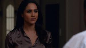 Ring the sun on 0207 782 4104 or whatsapp on. The Necklace Zane Rachel S Meghan Markle On Suits S04e11 Spotern