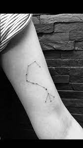 Tattoo sternbild fische tattoo sternbild wassermann fische konstellation chinesische sternzeichen zartes tattoo inspirierende tattoos gut zu wissen kleines tattoo tattoo ideen. Pin Von Laura Auf Scorpion Tattoos Sternbilder Tattoo Ideen Kleine Tattoo Ideen