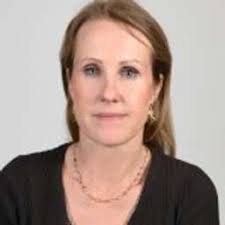 Bea Arnold's Instagram, Twitter & Facebook