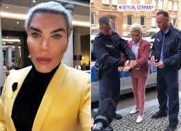 Beginning with farming, the family developed the business to include supermarkets, shopping centres and property. Rodrigo Alves O Ken Humano Esclarece Prisao Em Berlim Quem Quem News