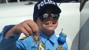 Retired Tennessee sheriff makes kid's day