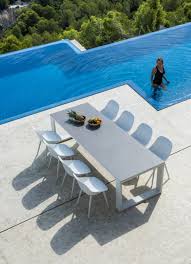 Pe langa acestea gasesti si apartamente de inchiriere, case, terenuri, camere, spatii comerciale, birouri. Jati Kebon Galati Schalensessel Weiss