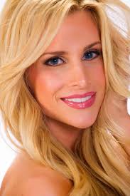 Jessica Billings's Instagram, Twitter & Facebook