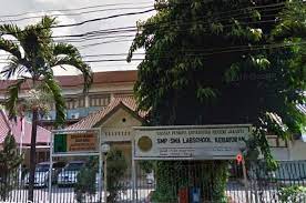 Putra kelahiran lampung (26 januari 1973). Daftar 15 Smp Swasta Yang Dapat Nilai Ujian Nasional Tertinggi 2019 Berdasarkan Rata Rata Keren Semua Halaman Cewekbanget
