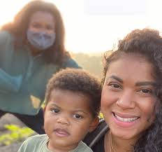 KEVIN HART'S WIFE AND KIDS HIT UP THE PUMPKIN PATCH