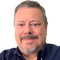 Aaron Reiff's Instagram, Twitter & Facebook