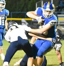 Regina uses big plays to win battle of unbeatens