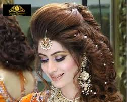 Freelancer Makeup Artist In Rajouri Garden Short Wedding Hair Wedding Hairstyles With Veil Bridal Hairstyle Indian Wedding