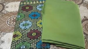 Warna batik gentongan biasanya mengambil warna. Set Matching Satin Hijau Lumut Batik Songket Sarawak Dan Satin Facebook