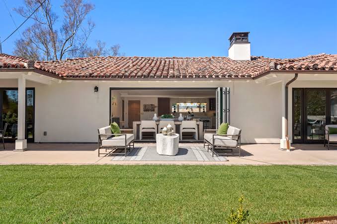 The Casitas at RSF: Modern Luxury Steps from the Historic Inn: Luxury Home  for Sale in Rancho Santa Fe, California, United States | Forbes Global  Properties