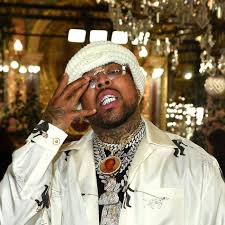 Westside gunn has released his new album pray for paris. Westside Gunn Drops Visual For Allah Sent Me Ft Benny The Butcher And Conway The Machine Revolt