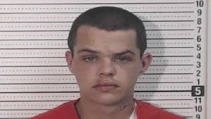 Circle K robbed with hammer, two arrested