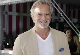 Diário | sábado 24 de outubro de 2020. Ricardo Carrico Fala De Cenas Intimas Com Fernanda Serrano