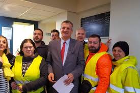 La norvège, la corée du sud, la corée du sud et le nigeria. Finistere Jean Lassalle Aux Cotes Des Gilets Jaunes De Brest Cote Brest