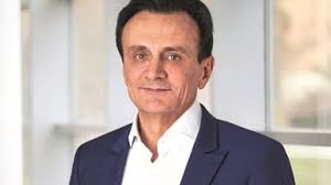 AstraZeneca snaps up Alexion for $39B in a leap toward CEO's $40B revenue  goal