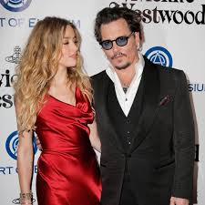 In order to hit b What S Going On With The Johnny Depp And Amber Heard Divorce Case