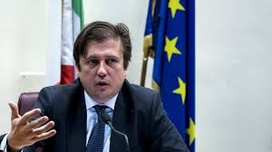 It's a smaller plant, and scattered, as the small species of sclerocactus tend to be, though it has more locations than we knew of in the 60s, when i first found it. Coronavirus Sileri M5s Se Qualcuno Pensa Che Il Vaccino Non Serva Lo Vada A Dire Alle Famiglie Dei Morti La Repubblica