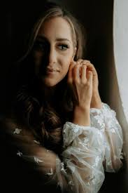 Exclusive wedding photoshoot service with local Mexican photographers