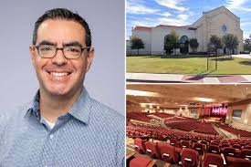 Texas megachurch pastor *** down over 'moral failures'