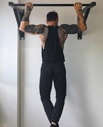 L'ex tronista ha tantissimi tatuaggi, sparsi in tutto il corpo. Tattoo Model Andrea Cerioli Italy