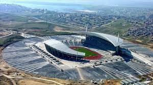 2020 şampiyonlar ligi finaline ev sahipliği yapacak olan atatürk olimpiyat stadı'nın euro 2024 için yeniden inşa edileceği duyurulmuştu. Uefa Dan Ataturk Olimpiyat Stadi Na Tam Not