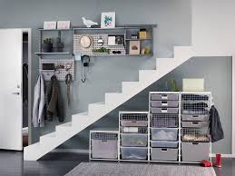 Wandtattoo im treppenhaus auf treppe wand co. Wandgestaltung Flur Mobel Farbe Deko Richtig Wahlen