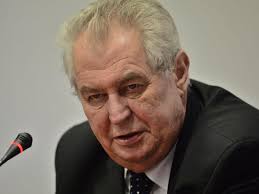 Kandidát na profesuru Eichler třikrát prošel lustračním řízením