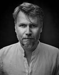 Copie a designului Conferinta 4 aprilie