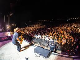 Give it up for Eric Hirschhorn!⁣ ⁣⁣ 📷: Sam Deen Productions