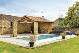 Centrul telefonic de asistență desjoyaux este la dispoziția dumneavoastră. Abri De Piscine Les Reponses Aux Questions Que Vous Vous Posez Cote Maison