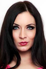 Dani met will on the set of the film 'pumpkins' in which he asked her to guest on a piece of music for the film. Dani Thompson Profile Images The Movie Database Tmdb