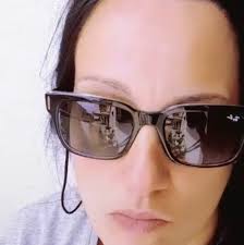 Era una domenica d'ottobre, giocavamo tranquilli e spensierati con i miei  fratellini. Avevo solo 8 anni, ma non sapevo ancora di averli per sempre,  giocavo con la spensieratezza di un bambino. A