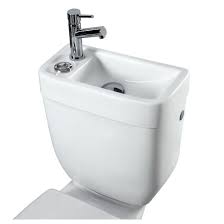 Suspendu wc suspendu vous garantir le bon achat on y travaille tous les jours retrouvez chez leroy merlin notre sélection de 30 produits pas chers au prix le plus juste sur un large choix de marques et de références disponibles en magasin ou livrés rapidement à votre domicile. Pack Wc Sureleve Sortie Horizontale Avec Lave Mains Integre Leroy Merlin