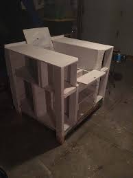 Storage Compartment Pallet Bookcase Lincoln Chair 1001 Pallets Pallet Bookshelf Bookshelves Diy Diy Chair