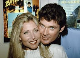 Revelan la causa de trágica muerte de actriz de 'Baywatch' y exesposa de  David Hasselhoff