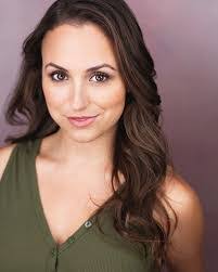 Alissa Larson's Instagram, Twitter & Facebook