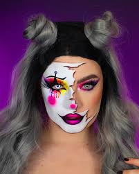 Clown check 🤡 Happy Halloween my angels 🎃 Huge Thankyou for all the  support it's given me new wind under my wings, it truly means the world!  The big looks will still