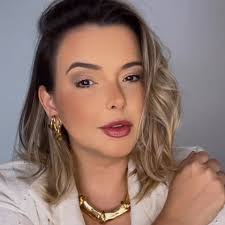 Letícia Lambert (@lambert.leticia) • Instagram photos and videos