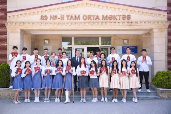 89 nömrəli tam orta məktəb... - 89 nömrəli tam orta məktəb
