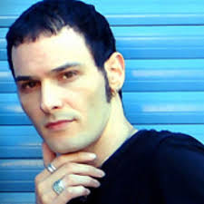 Stream Ariel Pasternak