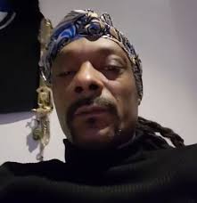 Snoop Dogg Says He Didn't Threaten Gayle King: 'I Was Raised Better Than  That' (Video) http://bit.ly/38cDCLM 👀🤦🏾‍♀️🍦#SnoopDogg #GayleKing