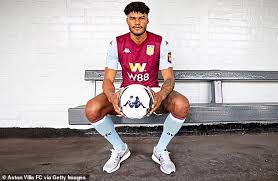 66' ben white jack grealish: Aston Villa Ass Tyrone Mings Sagt Stars Wurden Verlassen Mit Wenig Wahl Uber Projekt Neu Starten Aktuelle Boulevard Nachrichten Und Fotogalerien Zu Stars Sternchen