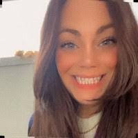 Marisa Maron's Instagram, Twitter & Facebook