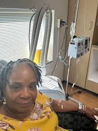 Is anyone interested in a free breast cancer awareness photo shoot in  Latrobe?