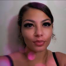 Having someone that motivates u to do better in life is important 💙