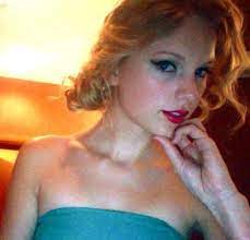 Taylor swift is one of the most successful music artists of all time. Taylor Swift Canada On Twitter Tbt To A Few Of Taylor S Previous Twitter Icons Http T Co Rhzoegjtuw